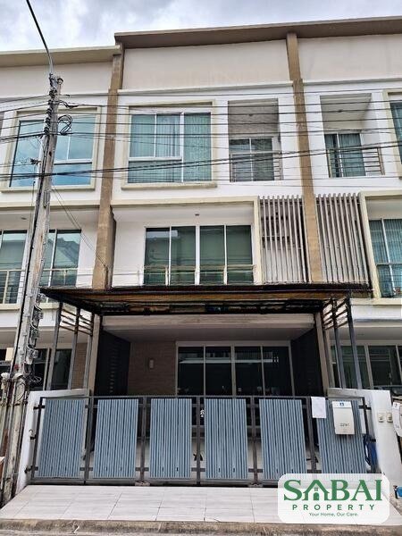 ให้เช่าทาวโฮม ลุมพินี ทาวน์ เรสซิเด้นท์ ลาดพร้าว สเตชั่น 3 นอน 4 น้ำ