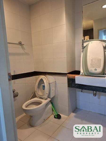 ขาย A Space Asoke Ratchada ตึก XYZ ชั้น 16 ห้องเปล่า ห้องมุม 28