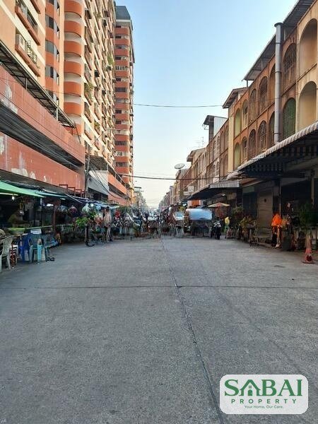 ขายด่วน คอนโด สุขาภิบาล 3 แมนชั่น ชั้น 12 มี 1 ห้องนอน 1 ห้องน้ำ 32