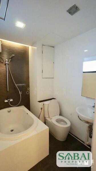 ขายคอนโด สีลม สุรวงศ์ คอนโดมิเนียม 1 ห้องนอน 1 ห้องน้ำพร้อมเฟอร์นิเจอร 12
