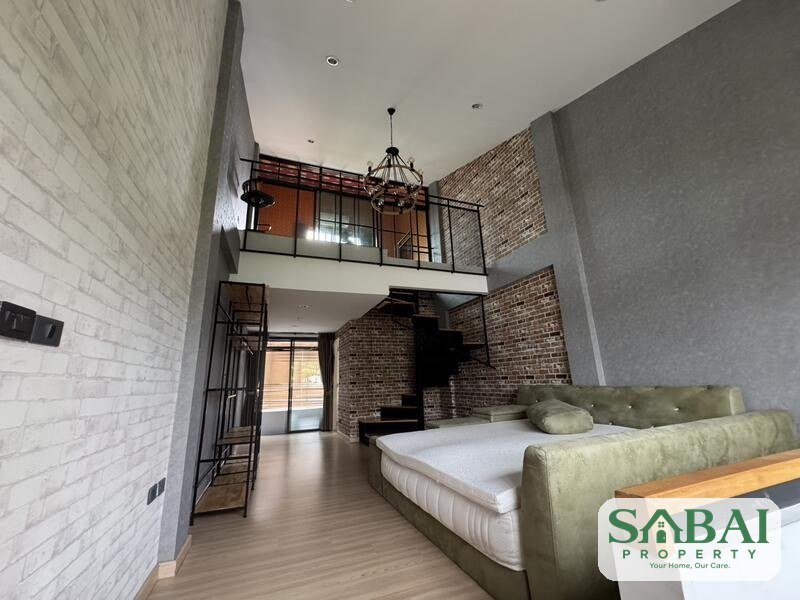 ขายด่วน ทาวโฮม Haus Niche แจ้งวัฒนะ จำนวน 3 ชั้นครึ่ง Modern loft
