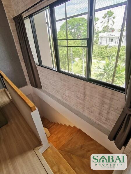 ขายด่วน ทาวโฮม Haus Niche แจ้งวัฒนะ จำนวน 3 ชั้นครึ่ง Modern loft 22
