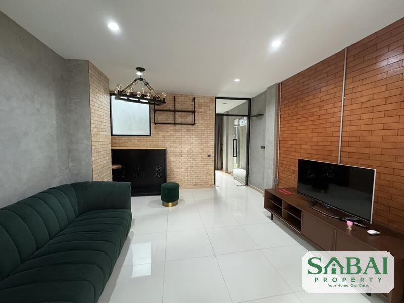 ขายด่วน ทาวโฮม Haus Niche แจ้งวัฒนะ จำนวน 3 ชั้นครึ่ง Modern loft 32