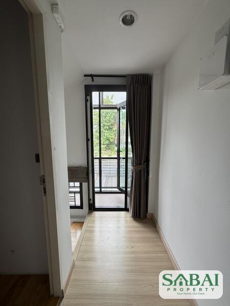 ขายด่วน ทาวโฮม Haus Niche แจ้งวัฒนะ จำนวน 3 ชั้นครึ่ง Modern loft 42