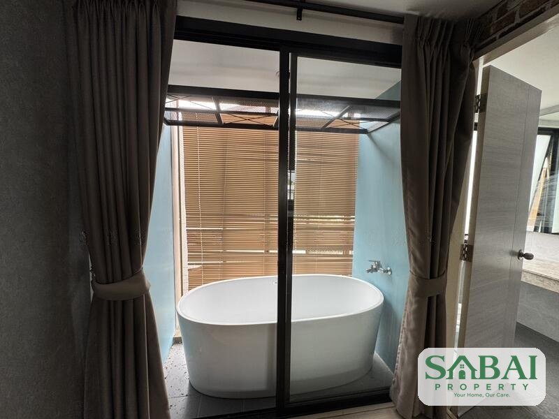 ขายด่วน ทาวโฮม Haus Niche แจ้งวัฒนะ จำนวน 3 ชั้นครึ่ง Modern loft 44