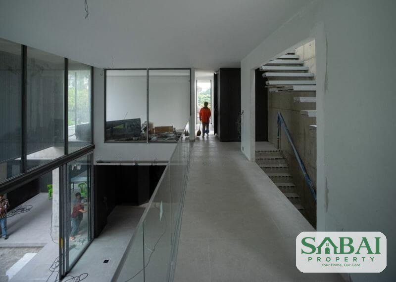 ขายบ้านเดี่ยว 3 ชั้น ซอยเกษมสำราญ8 ปรีดีพนมยงค์29 สุขุมวิท71 81วา 3