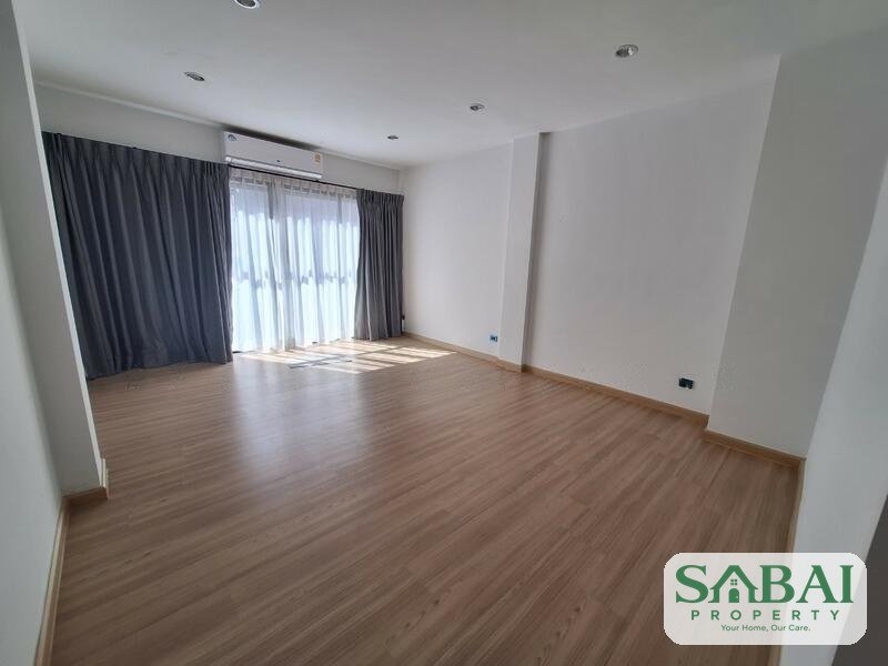 ขาย/เช่าด่วน ทาวน์โฮม 3.5 ชั้น HAUS NICHE สามัคคี-แจ้งวัฒนะ บ้านเปล่า 8