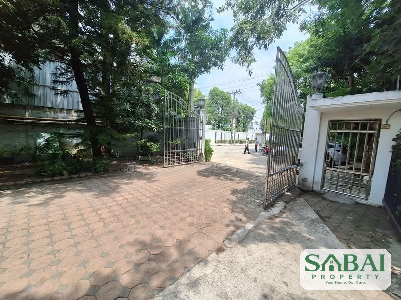 ให้เช่าบ้านเดี่ยว หมู่บ้านปัญญา 5 ห้องนอน 4 ห้องน้ำ  บ้านเปล่า 2 ชั้น 28