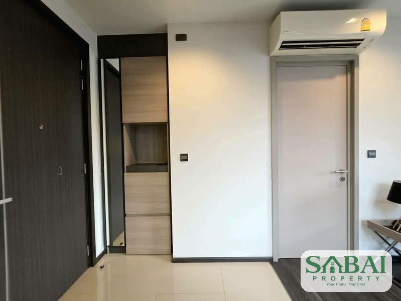 ขายถูก เดอะ ไลน์ อโศก-รัชดา  1ห้องนอน 35.67 ตร.ม. ห้องมุมใหม่ เฟอร์ครบ 33